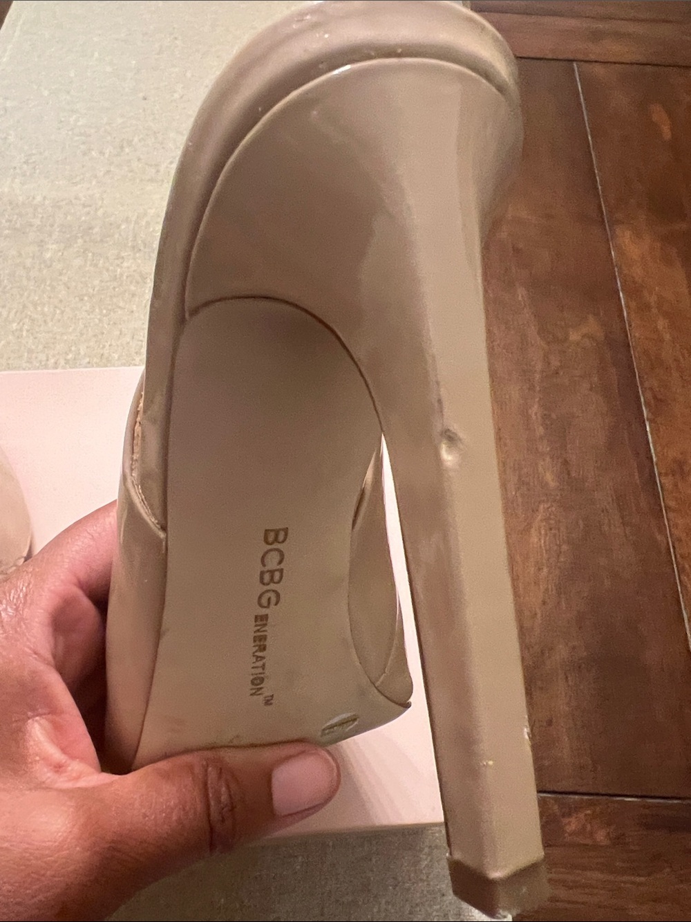 ❤️ BCBGeneration Carly Warm Sand Patent Heel - Picture 9 of 15